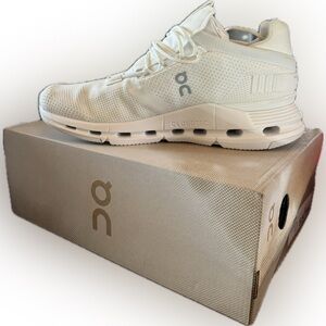 Cloudnova Womens Tennis Shoes